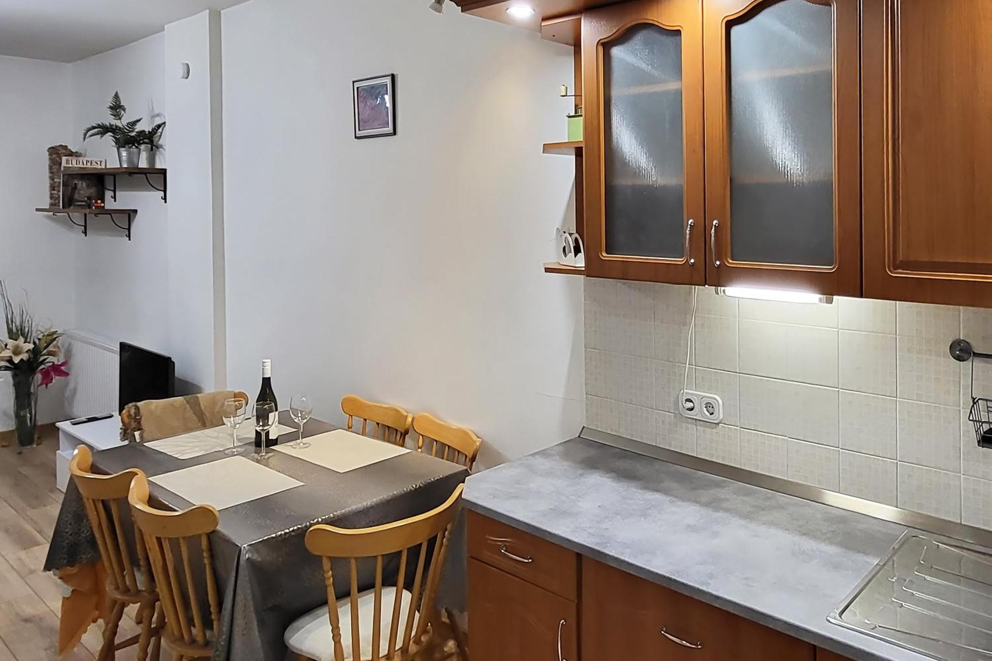 Calm Premium Apartment, Terrace & Garage