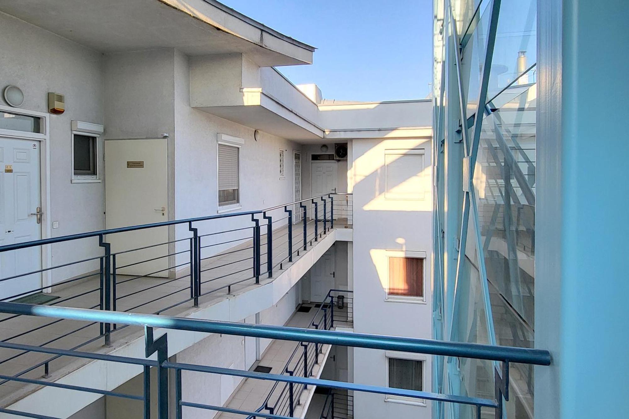 Calm Premium Apartment, Terrace & Garage Apartamento
