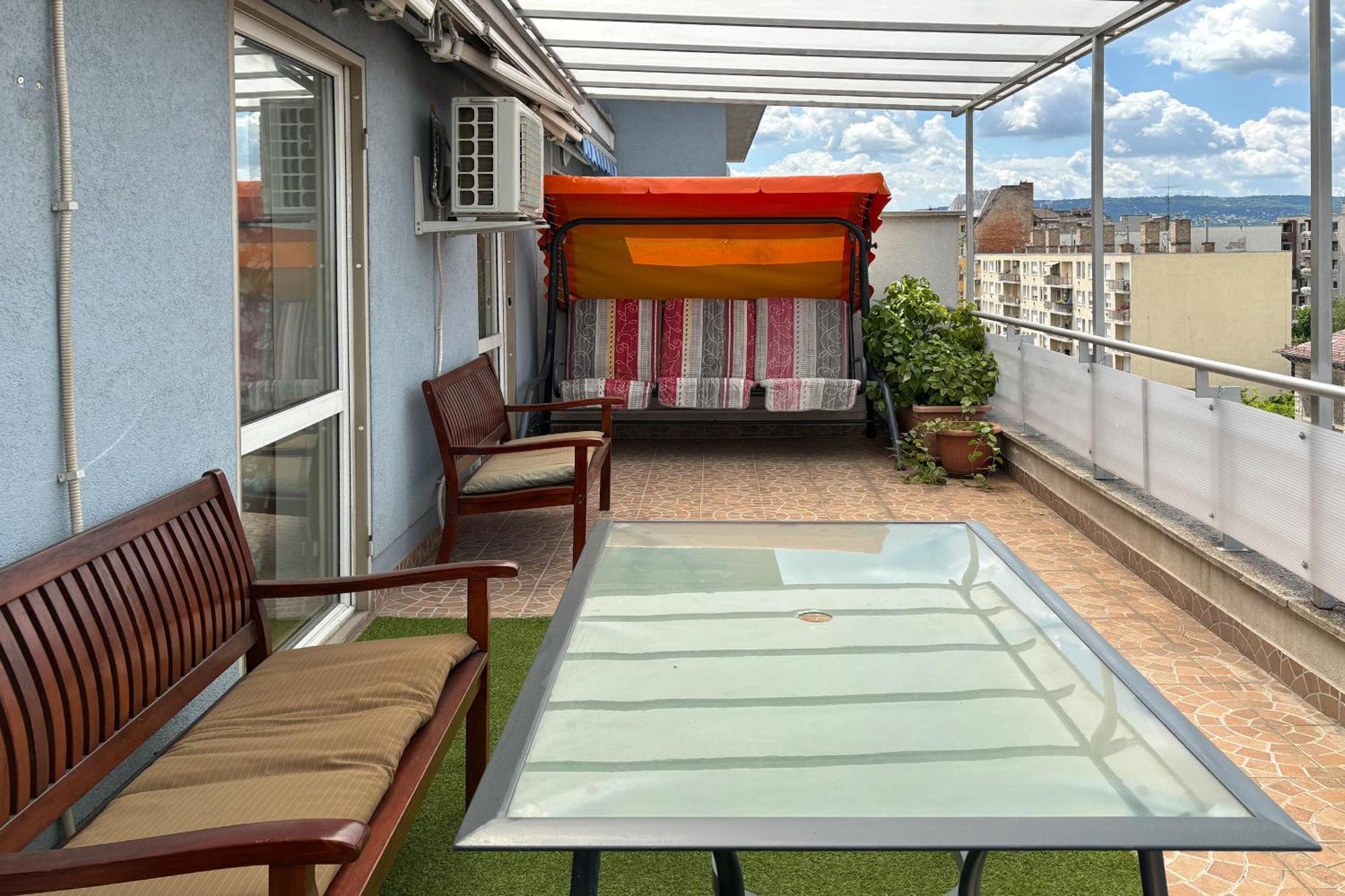 Apartamento Calm Premium Apartment, Terrace & Garage Budapest